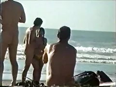 सेक्स मशीन सभी छेदों में लड़की फुल हिंदी सेक्स मूवी को चोदता है, फूहड़ निरंतर रूप से सहता है