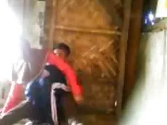 ट्यूटर ने अपने फुल मूवी वीडियो में सेक्सी युवा छात्र को कोड़े से मार दिया